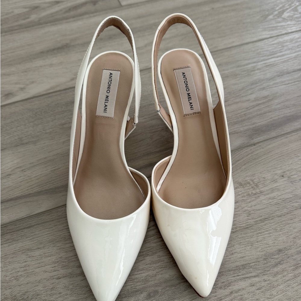 ANTONIO MELANI Glossy Off White Slingback Heels